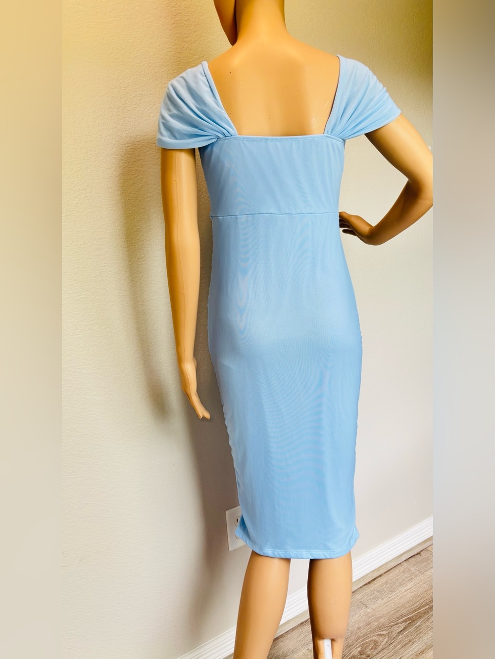 SHEIN Light Blue Ruched Midi Dress Elegant size Large NWOT - Picture 2 of 12